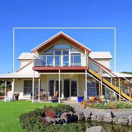 Logans Beach Apartments - The Loft Warrnambool Extérieur photo