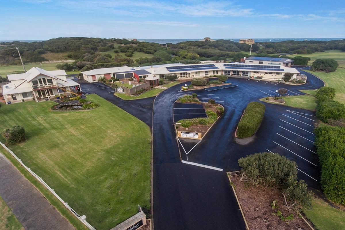 Logans Beach Apartments - The Loft Warrnambool Extérieur photo