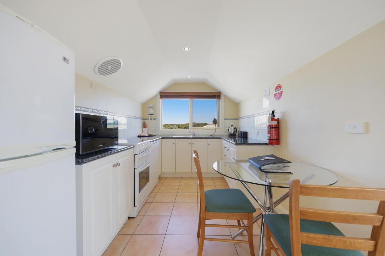 Logans Beach Apartments - The Loft Warrnambool Extérieur photo